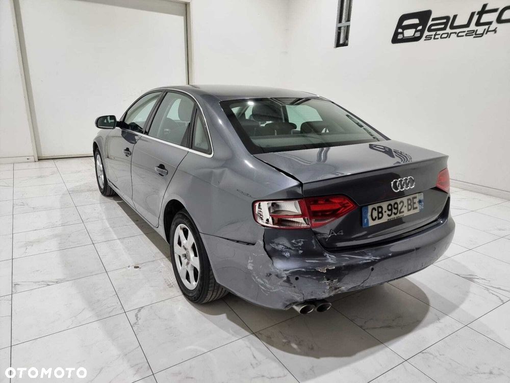 Audi A4 Limousine - 5