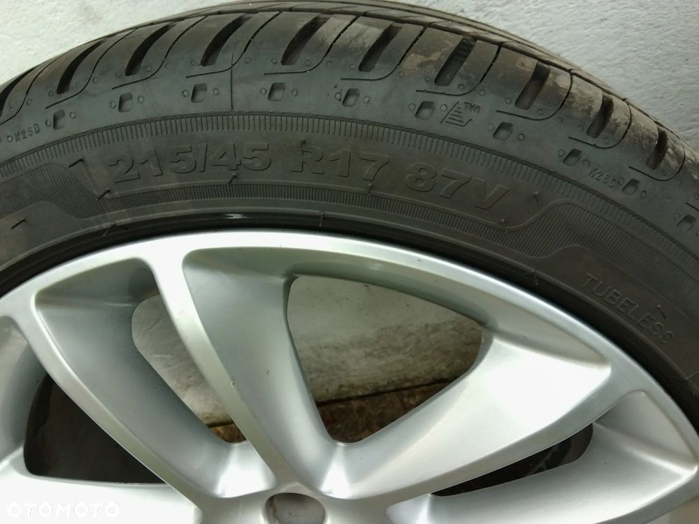 OPEL CORSA E ADAM FELGA FELGI ALUFELGI KOŁA OPONY 4X100 17 X 7J ET 44 OPONY JAK NOWE 2025 ROK 215 45 17 - 9