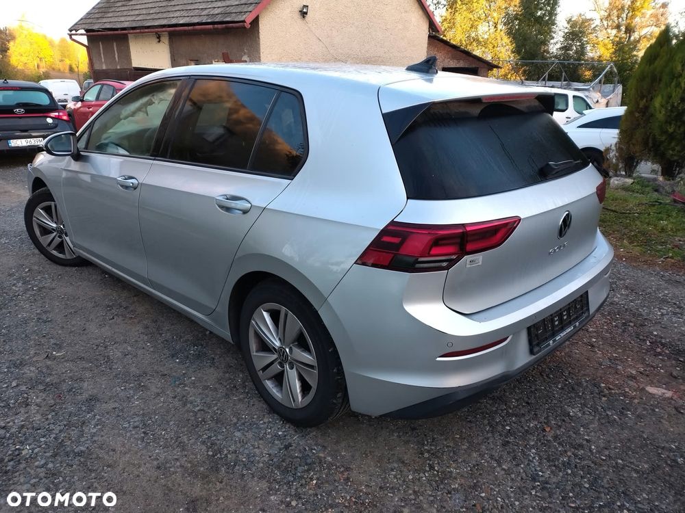 Volkswagen Golf - 5