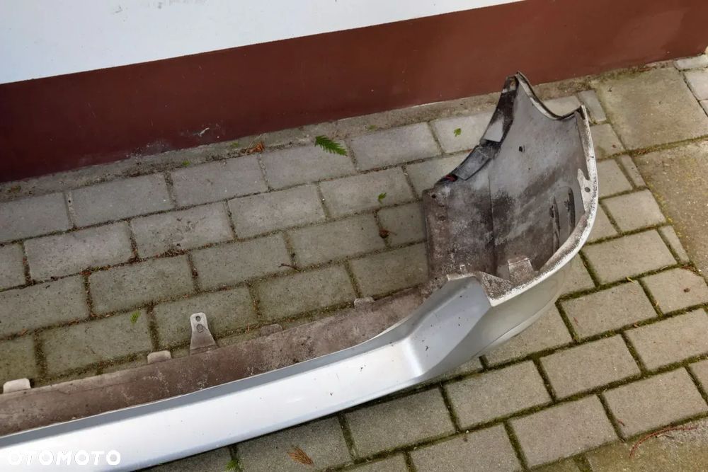 Opel Zafira B 08-14 Zderzak tylny tył LIFT srebrny Z157 - 9