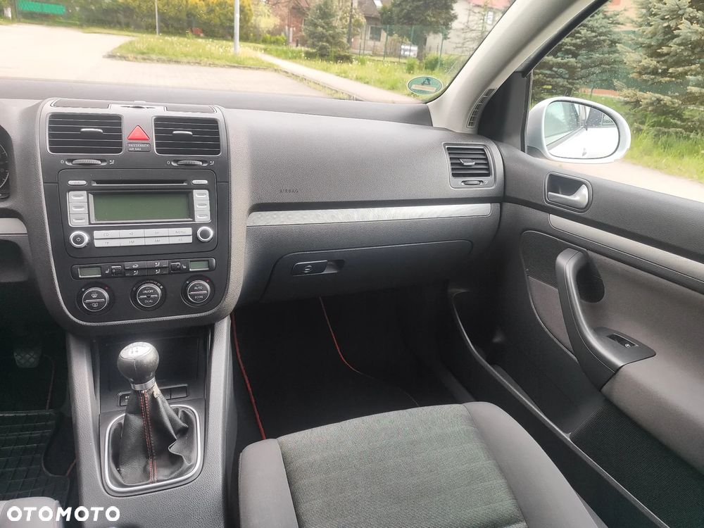 Volkswagen Golf 1.6 Goal - 31