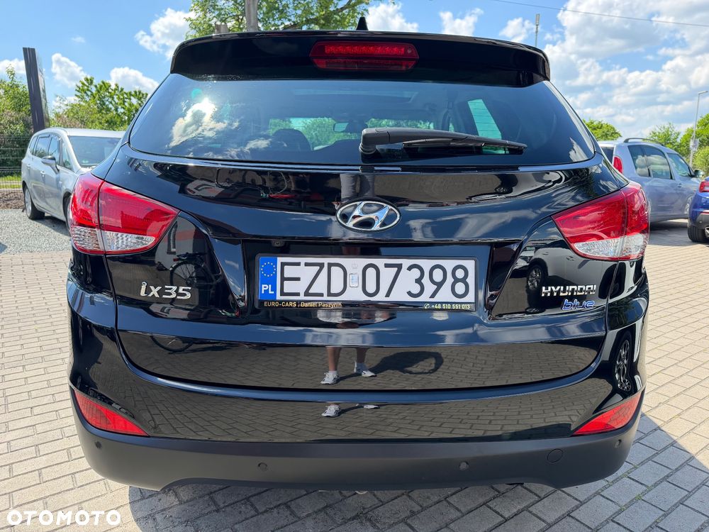 Hyundai ix35 1.6 2WD Fifa World Cup Edition - 4