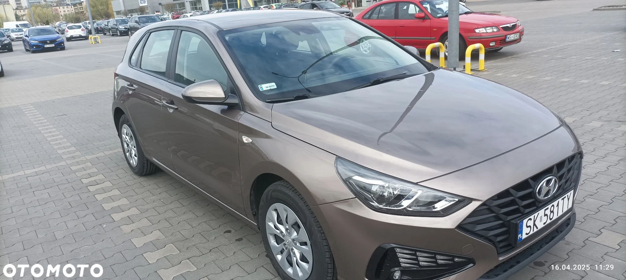 Hyundai i30 1.5 DPI Classic + - 10