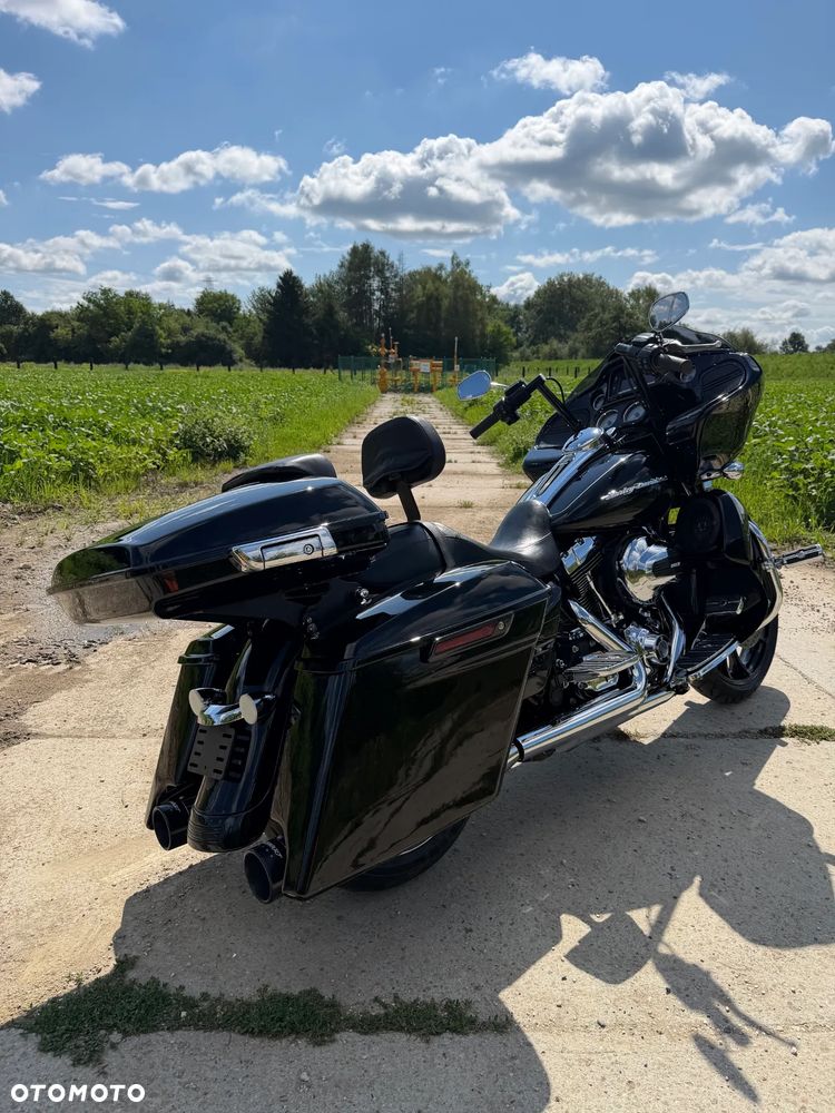 Harley-Davidson Touring Road Glide - 7