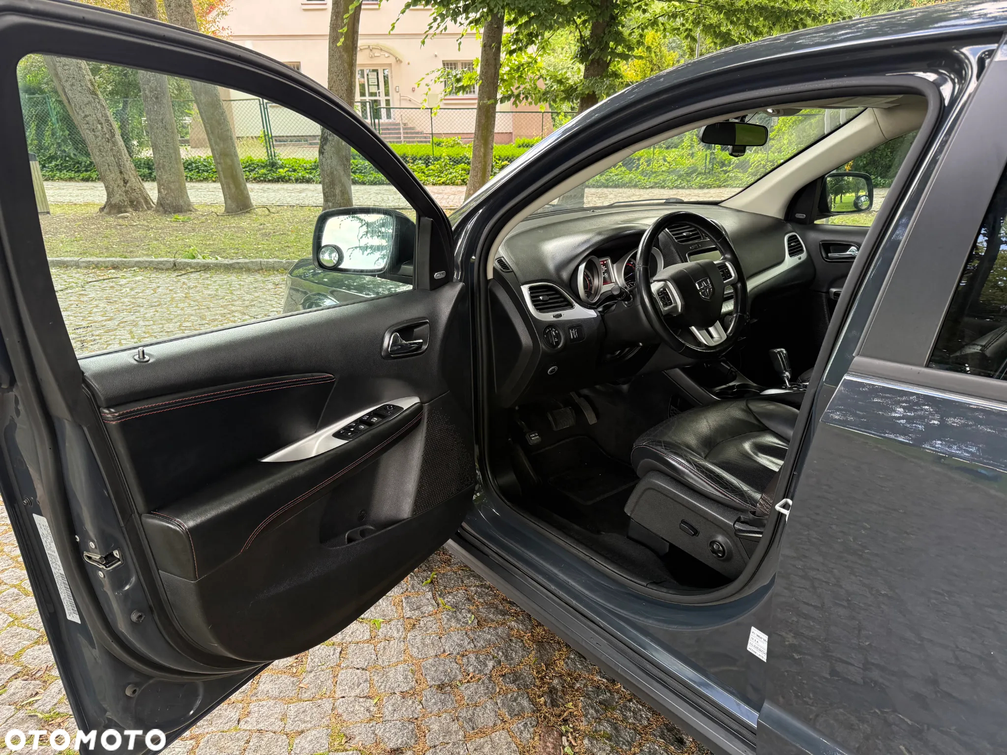 Dodge Journey - 10