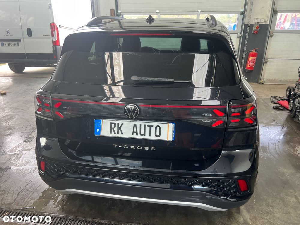Volkswagen T-Cross 1.0 TSI OPF DSG R-Line - 4