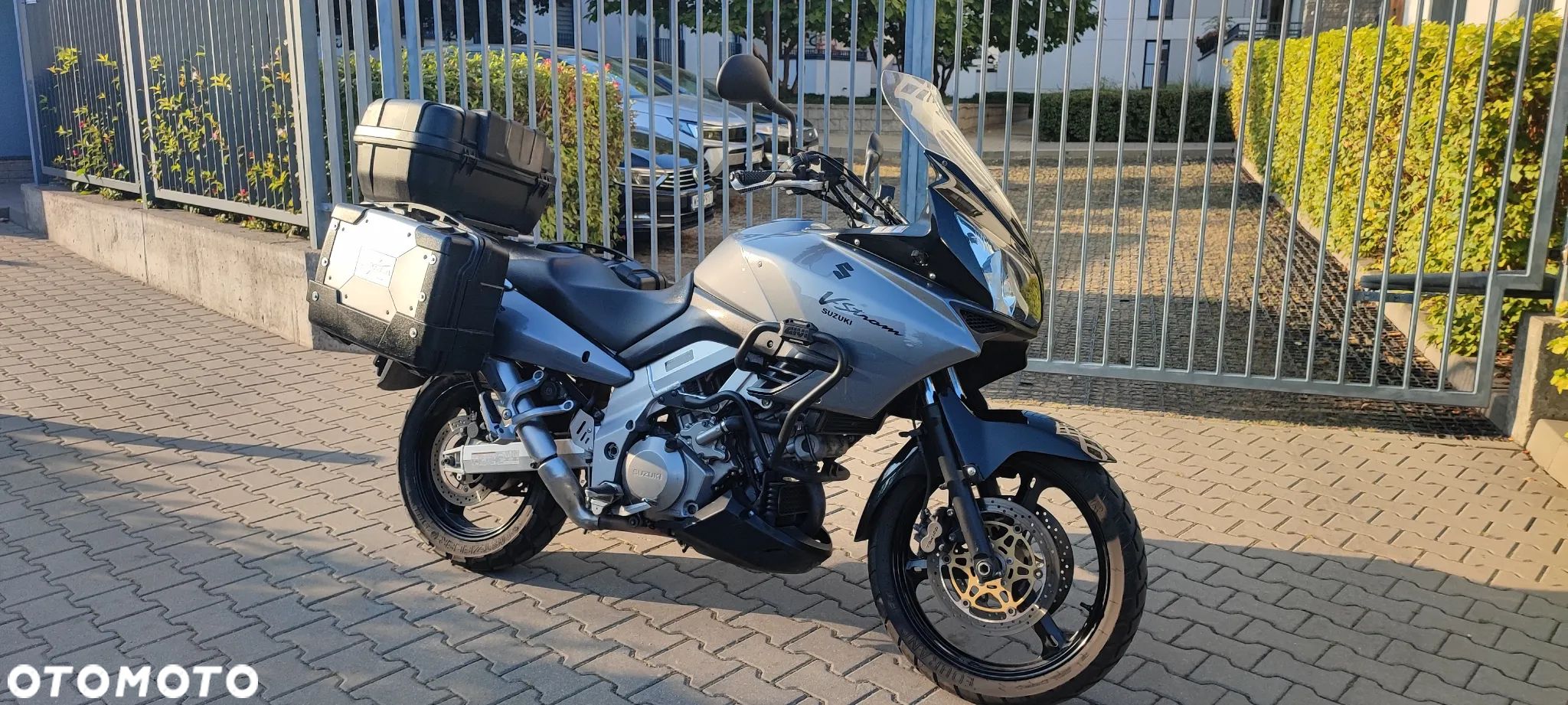 Suzuki DL - 1