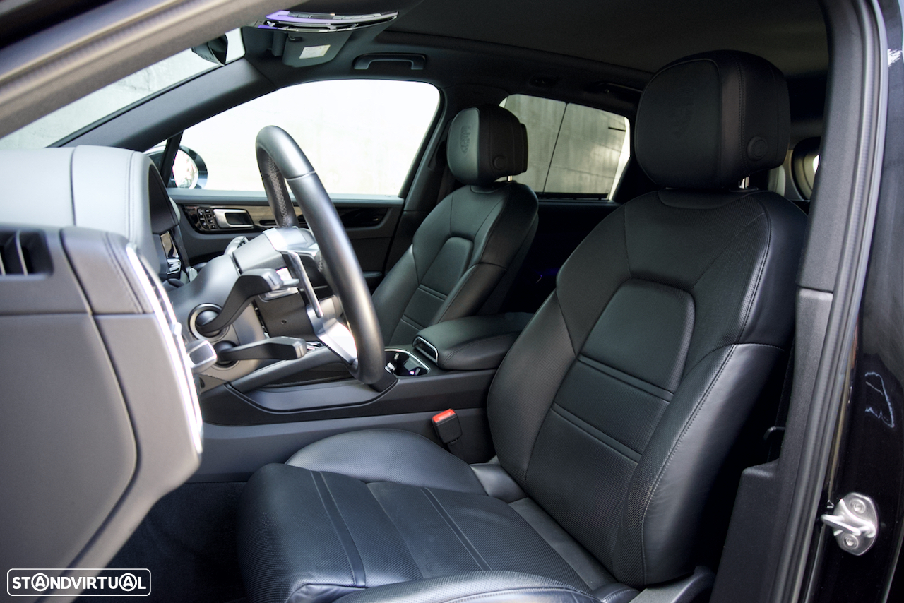 Porsche Cayenne E-Hybrid - 13