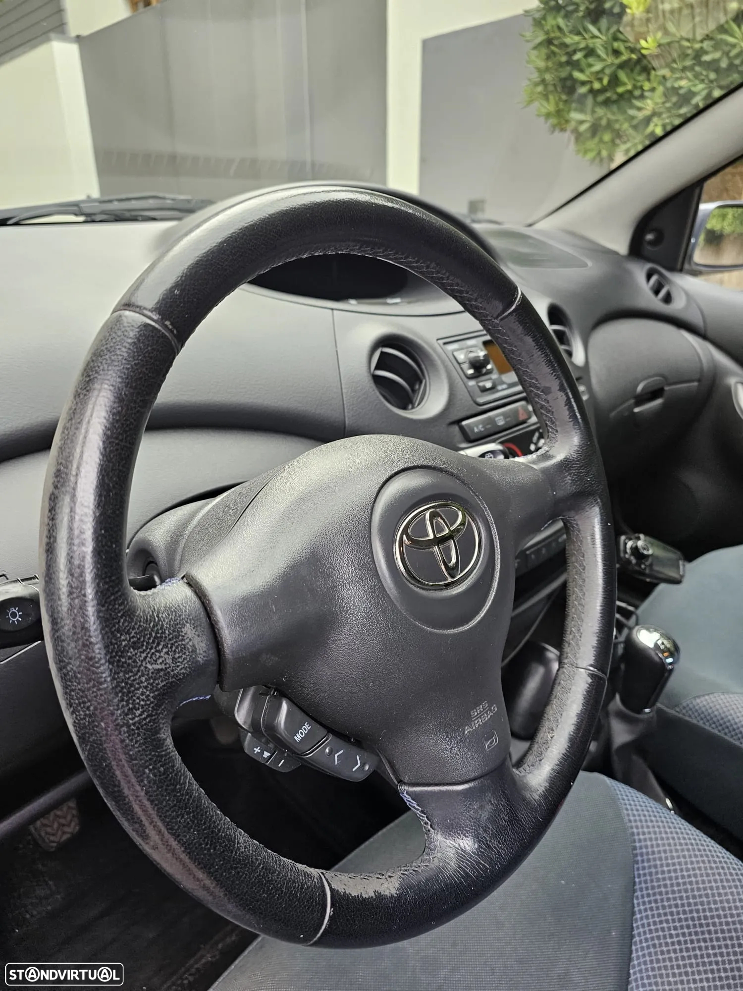 Toyota Yaris 1.0 Final Edition - 9