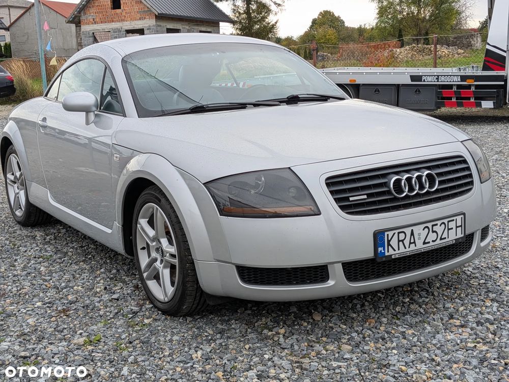 Audi TT Coupé 1.8 T quattro - 4