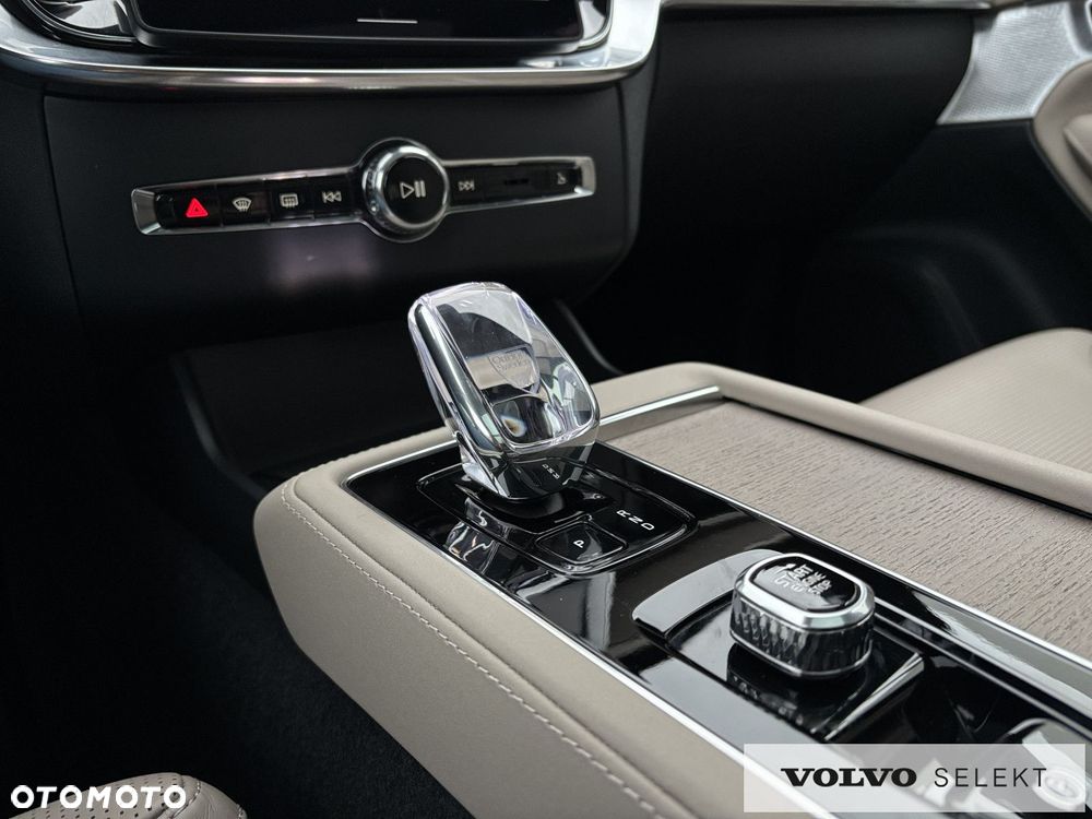Volvo XC 90 - 17