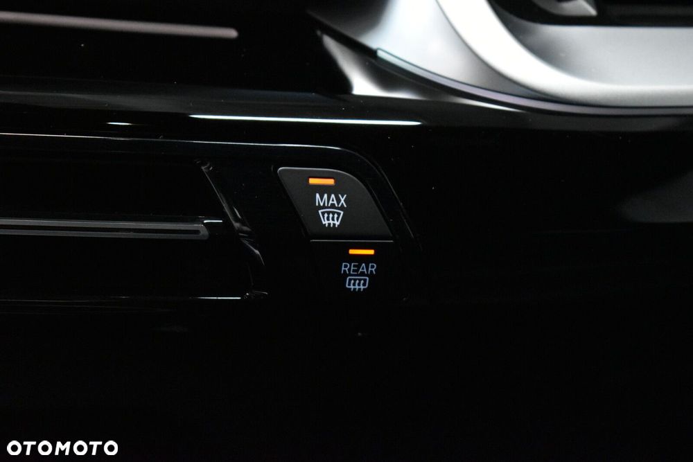 BMW X1 - 22