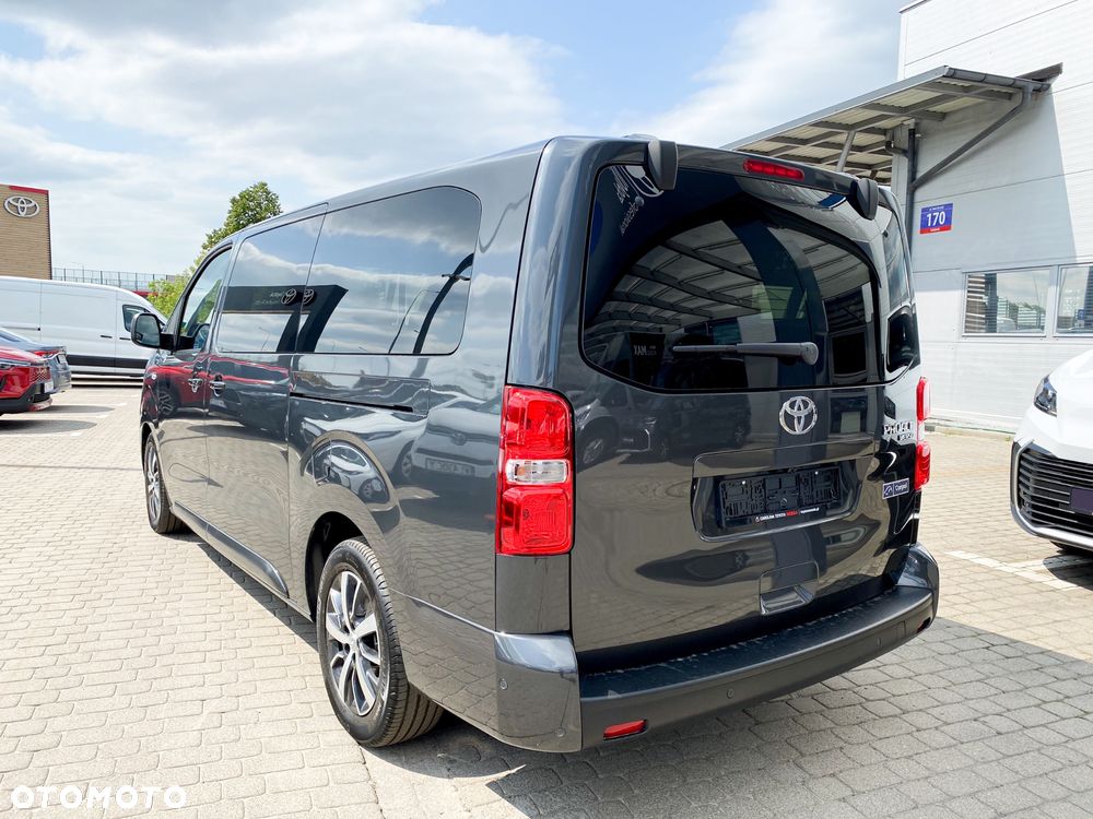 Toyota Proace Verso 2.2 D4-D Long Family - 9