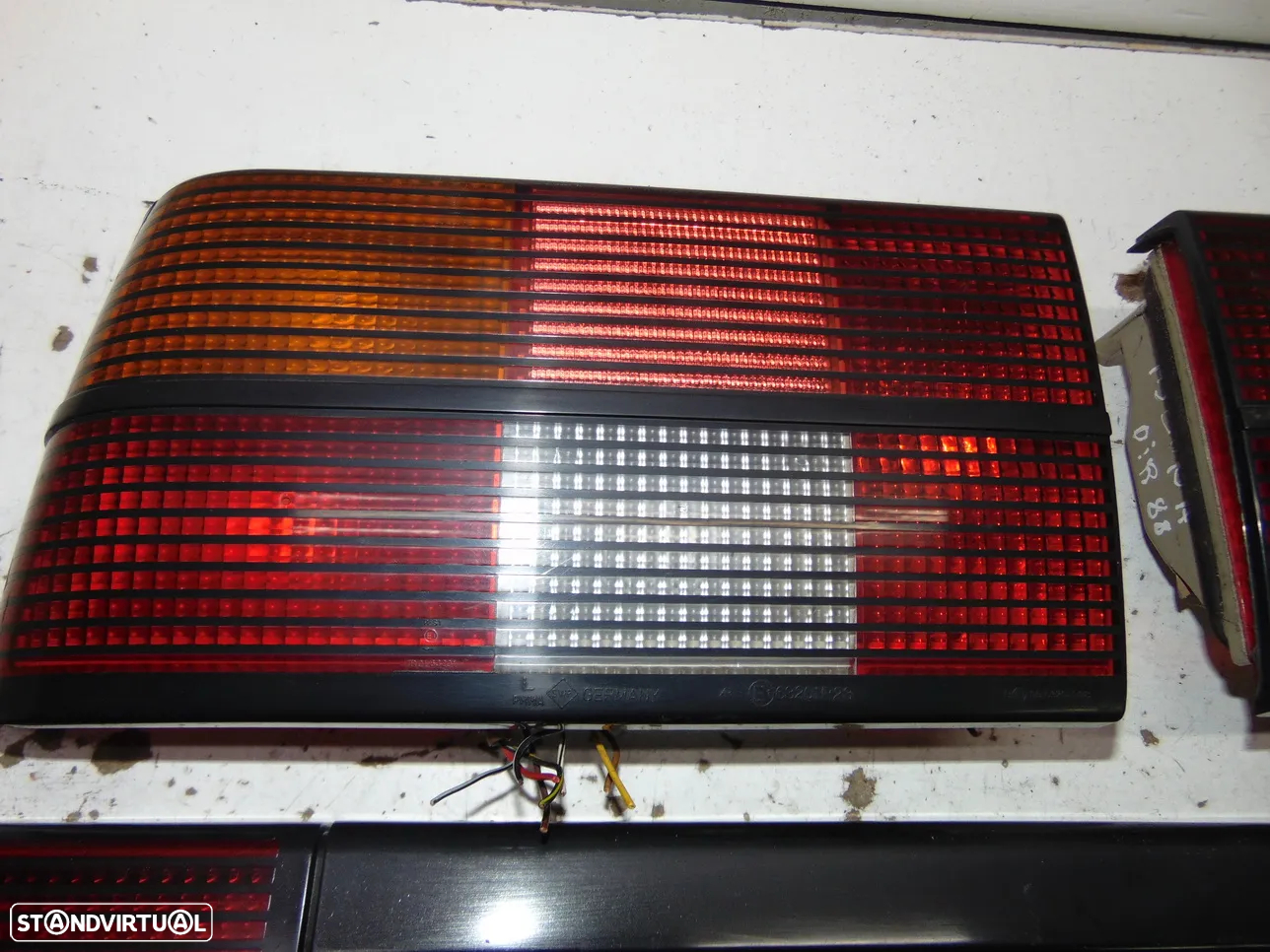 Opel Ascona farolins/Placa central - 10