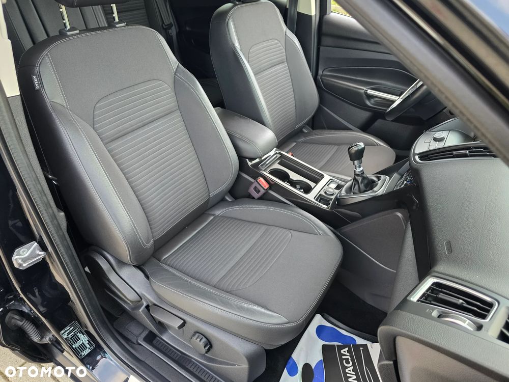 Ford Kuga 1.5 EcoBoost 2x4 SYNC - 28