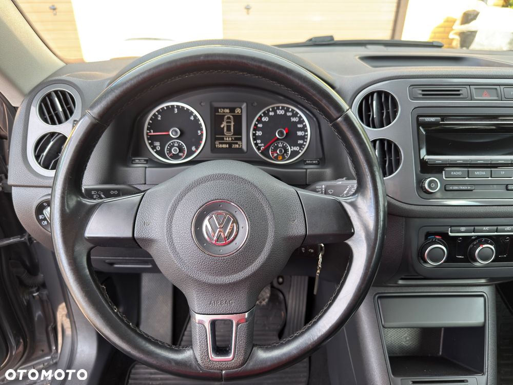 Volkswagen Tiguan - 12