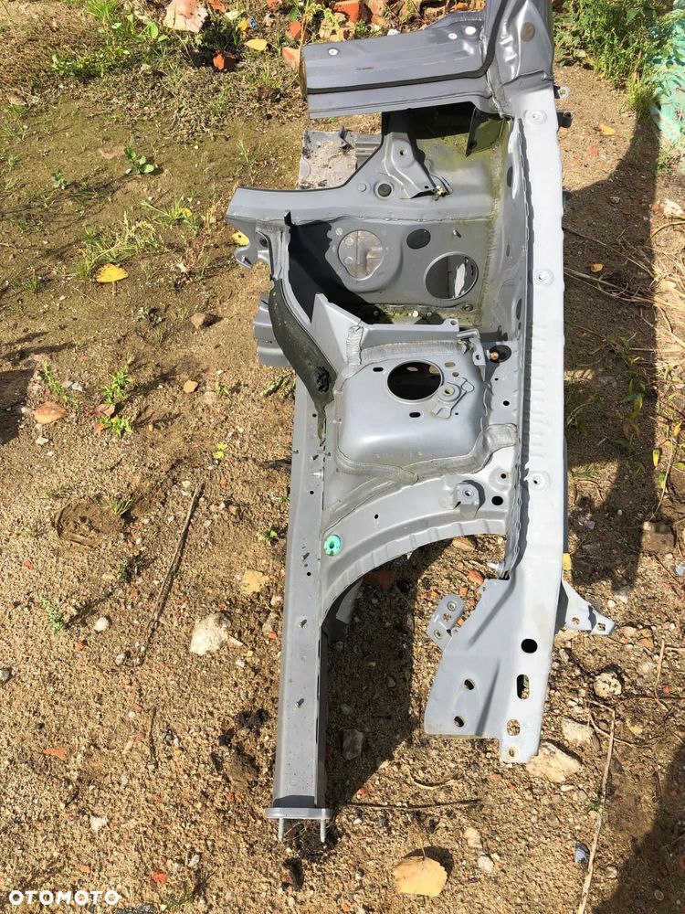 PODŁUŻNICA ĆWIARTKA PRÓG SŁUPEK BMW E90 - 3