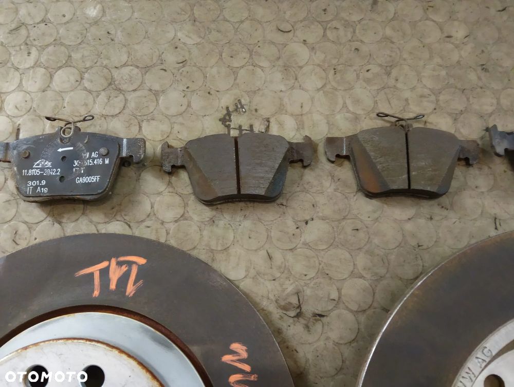 3Q0615601A 3Q0615416A tarcze klocki tyl 300MM VW Passat B8 Q3 83A czesci - 2