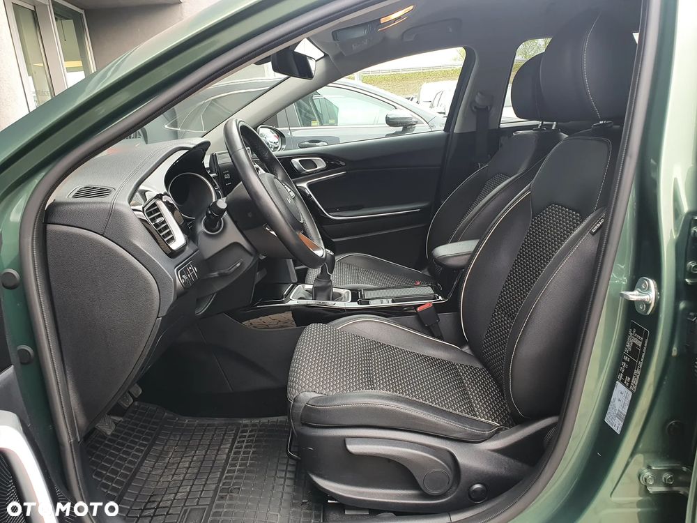 Kia Ceed 1.5 T-GDI Tribute - 27