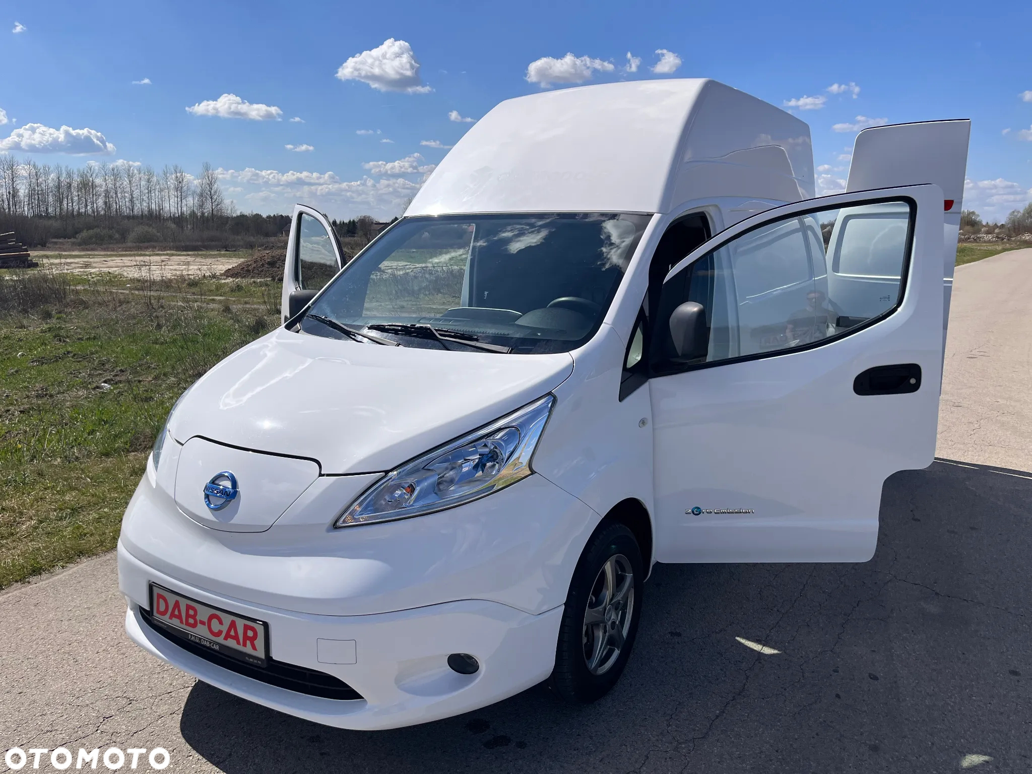 Nissan E-NV200 - 10