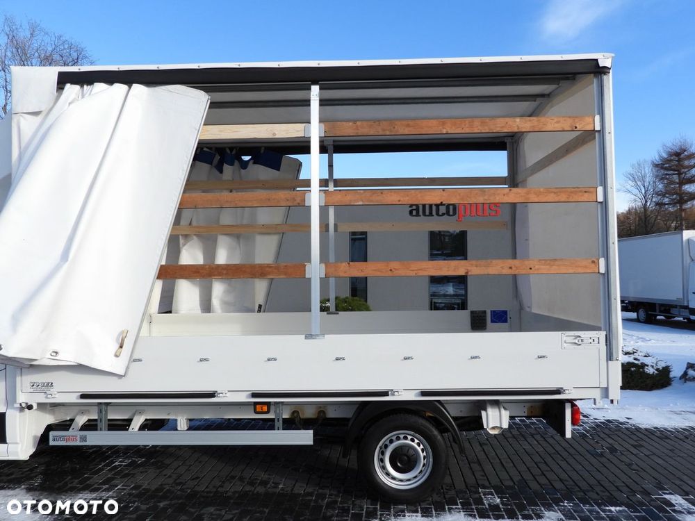 Volkswagen CRAFTER PLANDEKA 8 PALET TEMPOMAT KLIMATYZACJA  180KM - 18