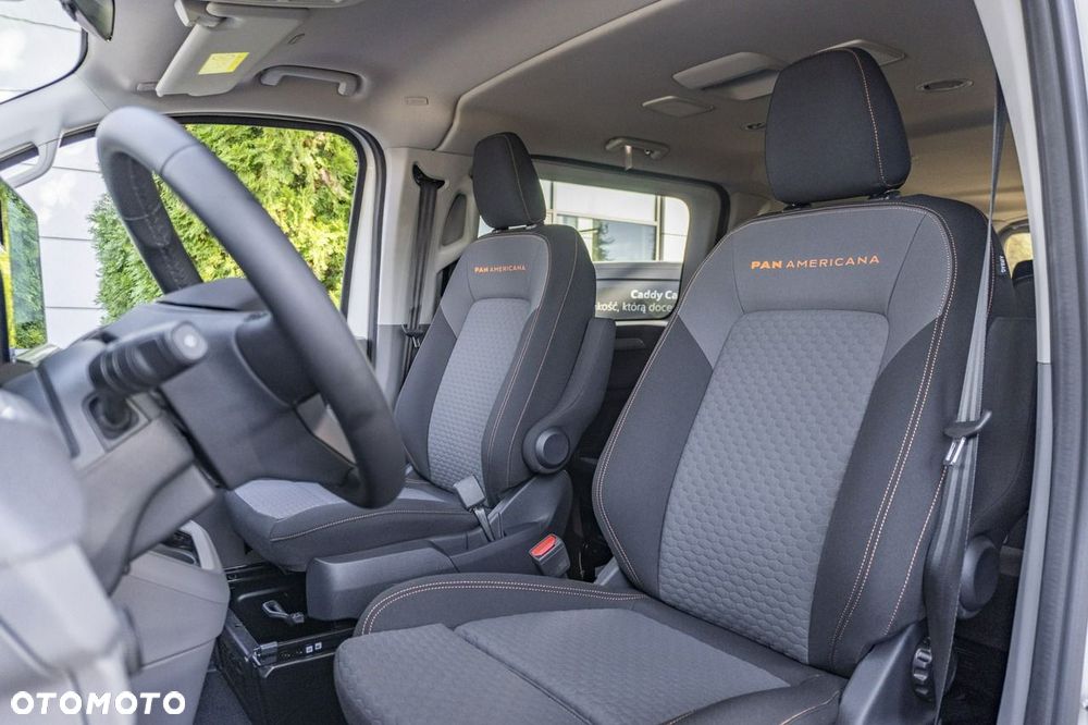 Volkswagen Caravelle - 17