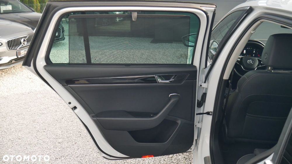 Skoda Superb - 27
