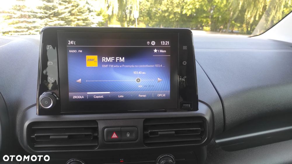 Toyota Proace City Verso Long 1.2 D-4T Business - 24