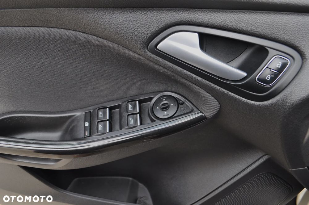 Ford Focus 1.5 EcoBoost Start-Stopp-System Business Edition - 28