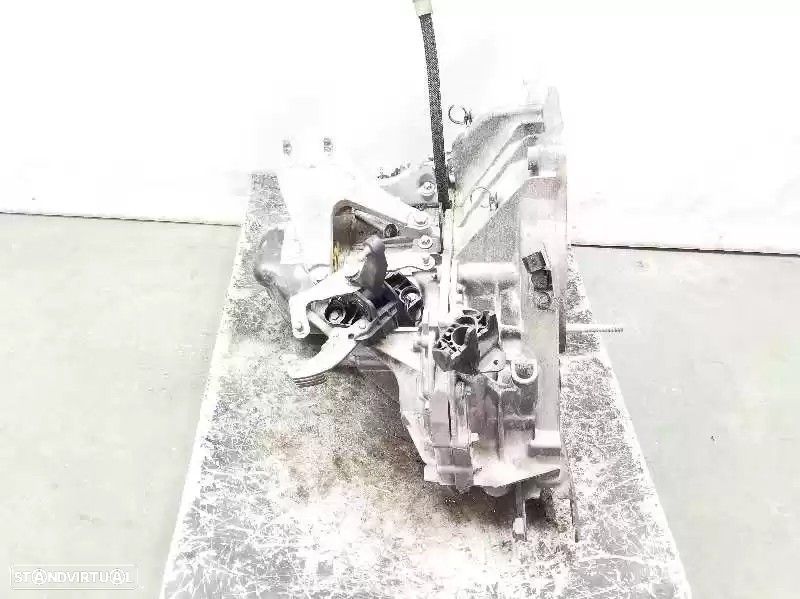 CAIXA VELOCIDADES DACIA SANDERO II 2019 -JH3 99 - 15