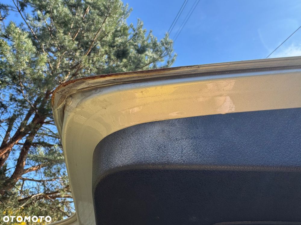 Volkswagen Golf 1.6 - 9