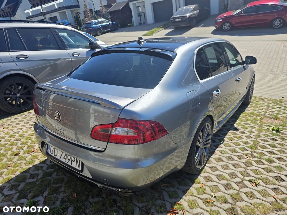 Skoda Superb 3.6 FSI 4x4 Platinum DSG - 3