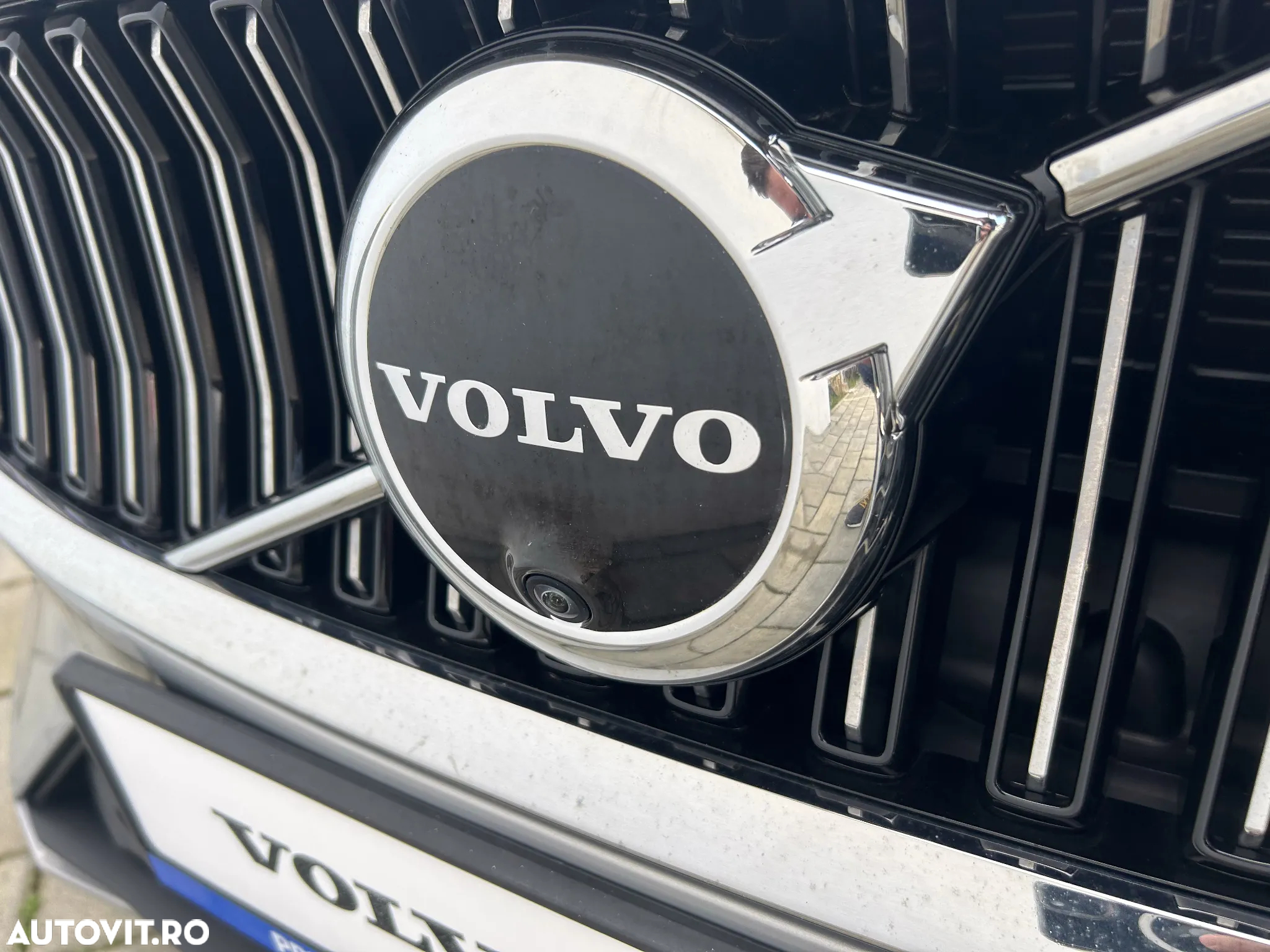Volvo V60 B4 MHEV AT8 FWD Inscription - 33