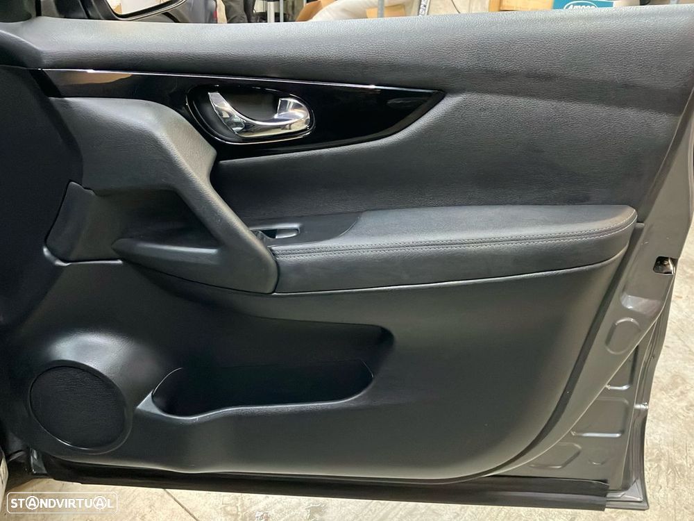 Nissan Qashqai 1.6 dCi Tekna Premium - 22