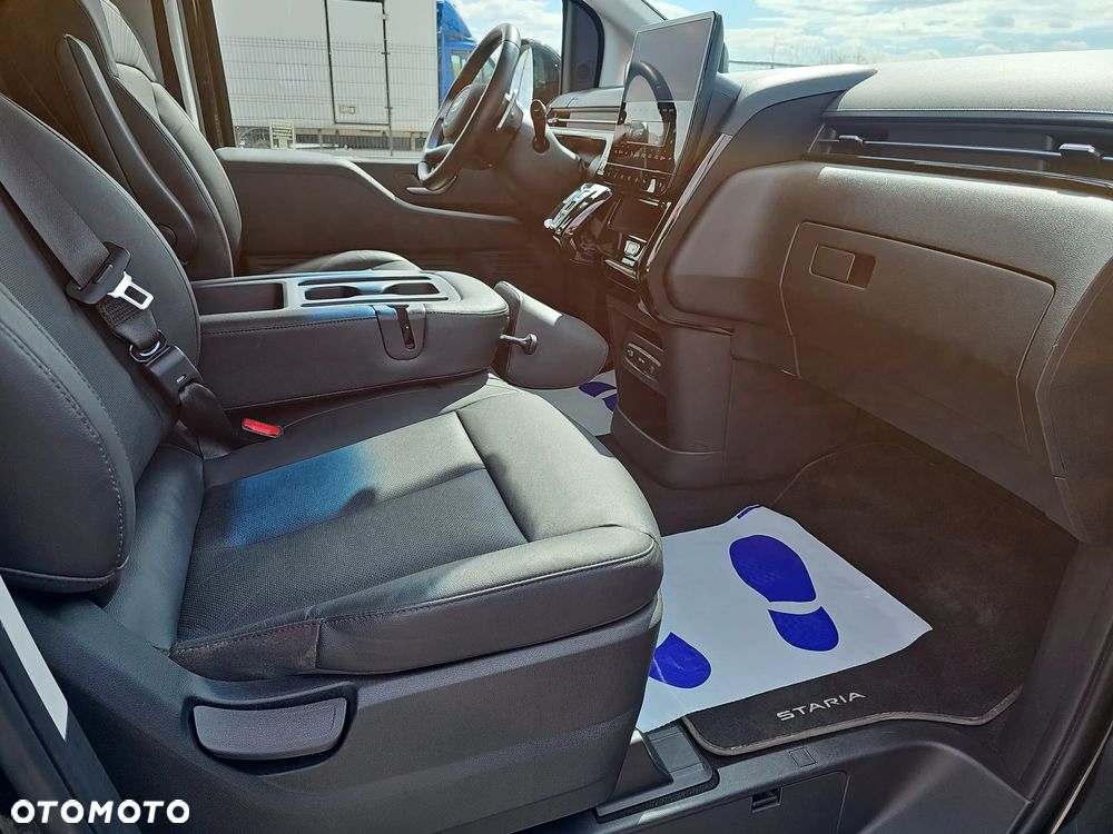 Hyundai Staria - 20