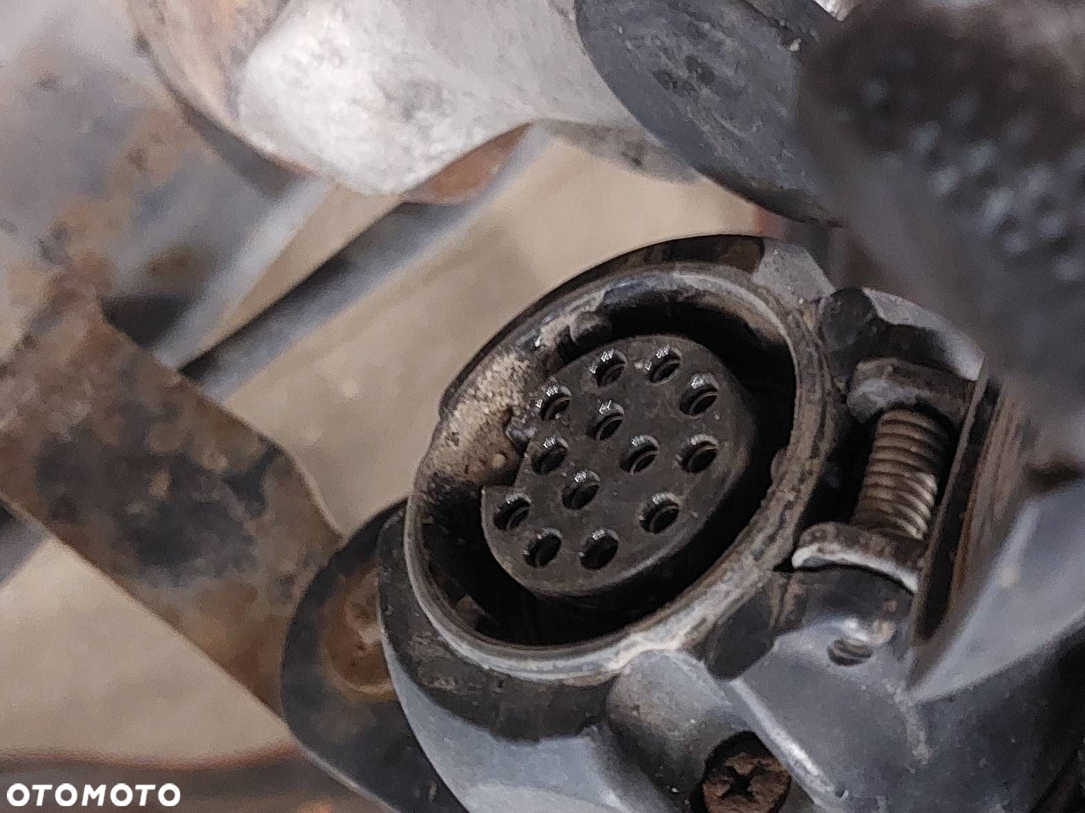 HAK HOLOWNICZY + TABLICZKA + WIĄZKA BMW E61 6758699 6758700 - 6