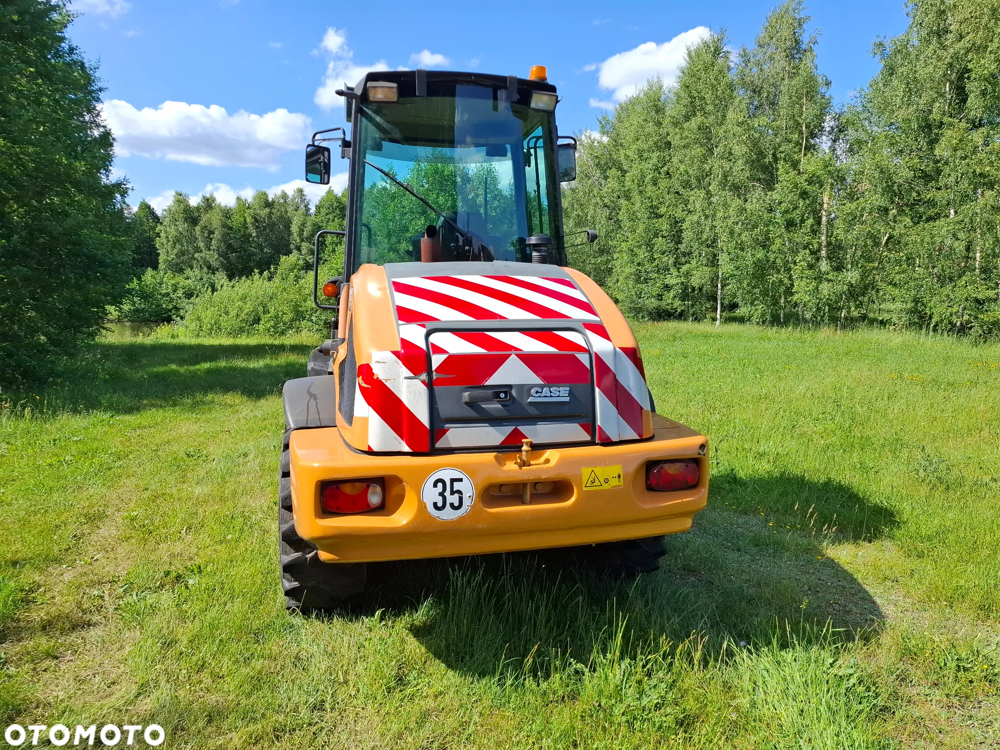 JCB 409 - 4