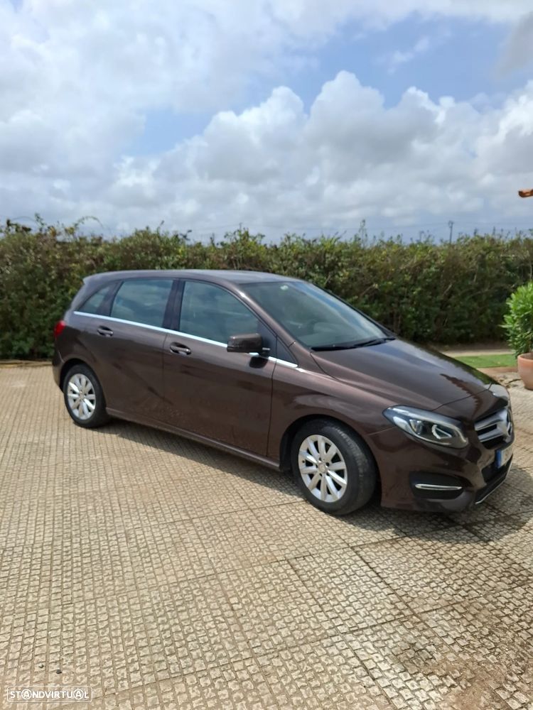 Mercedes-Benz B 180 d Urban - 3
