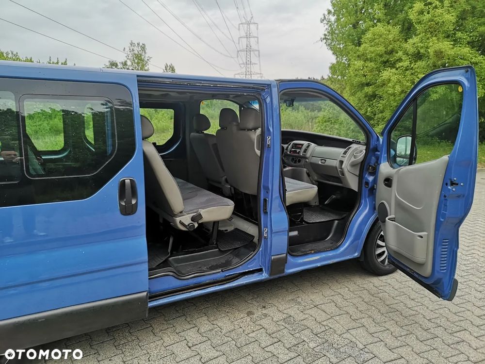 Renault Trafic - 15