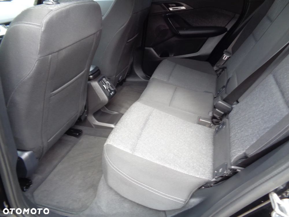 BMW iX1 eDrive20 xLine - 23