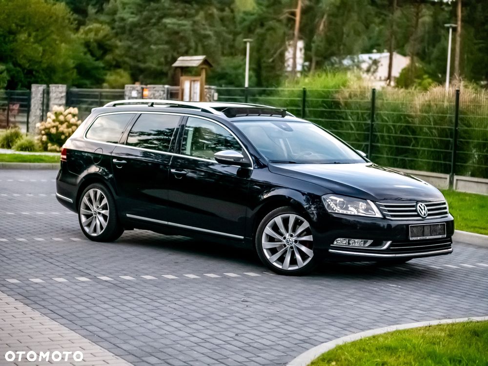 Volkswagen Passat 2.0 TDI DPF Highline - 14