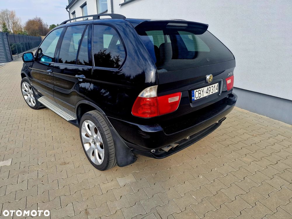 BMW X5 4.4i - 4