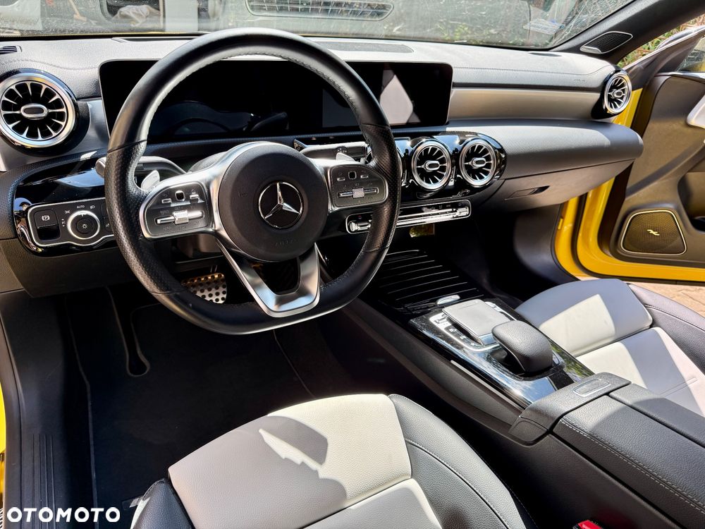 Mercedes-Benz CLA 250 4-Matic AMG Line 7G-DCT - 18