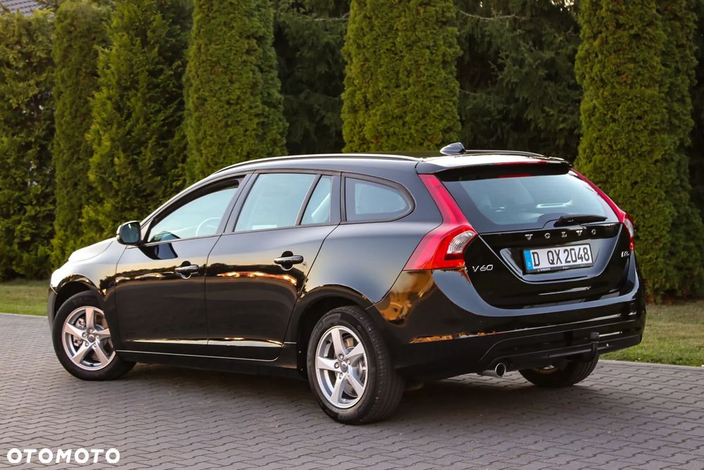 Volvo V60 D3 Summum - 15