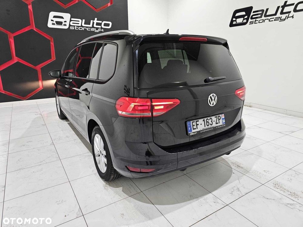 Volkswagen Touran - 6