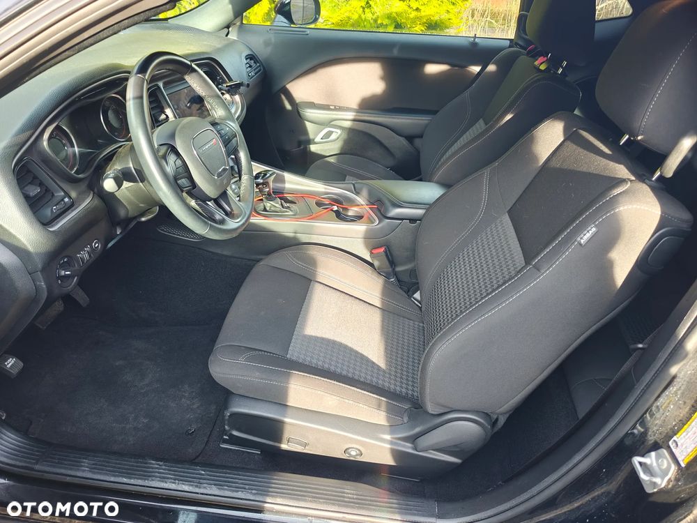 Dodge Challenger Automatik SXT Plus - 8