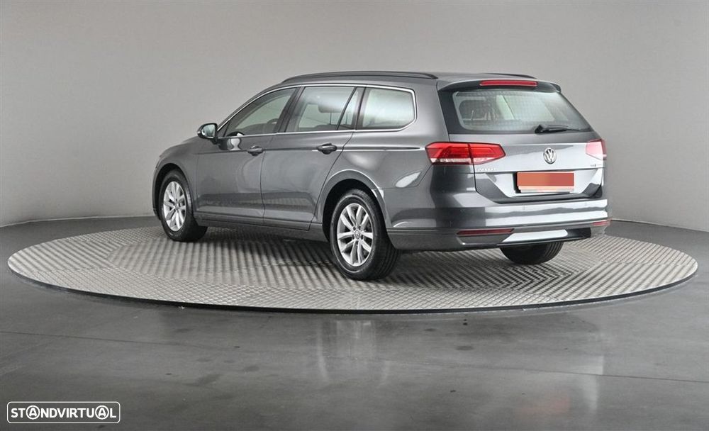 VW Passat Variant 1.6 TDI Confortline - 4