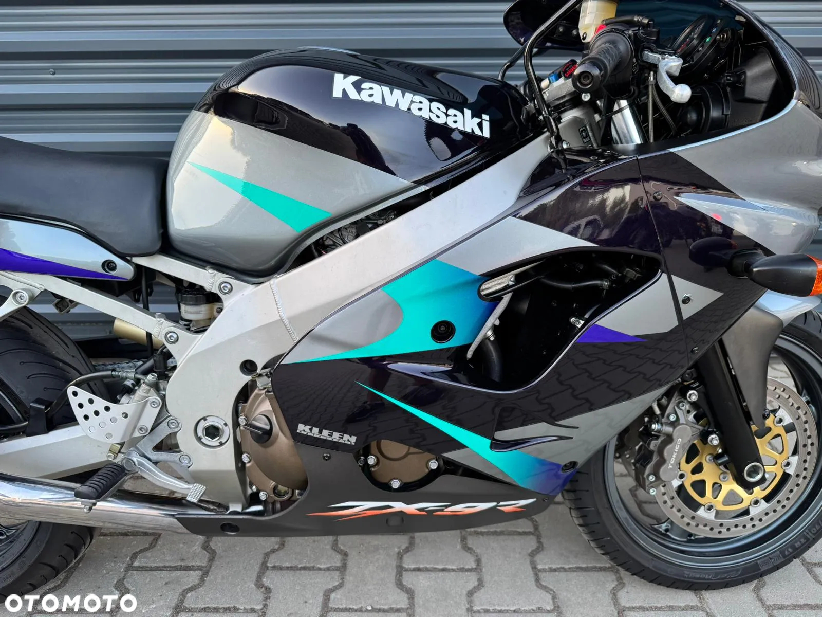 Kawasaki ZX - 11