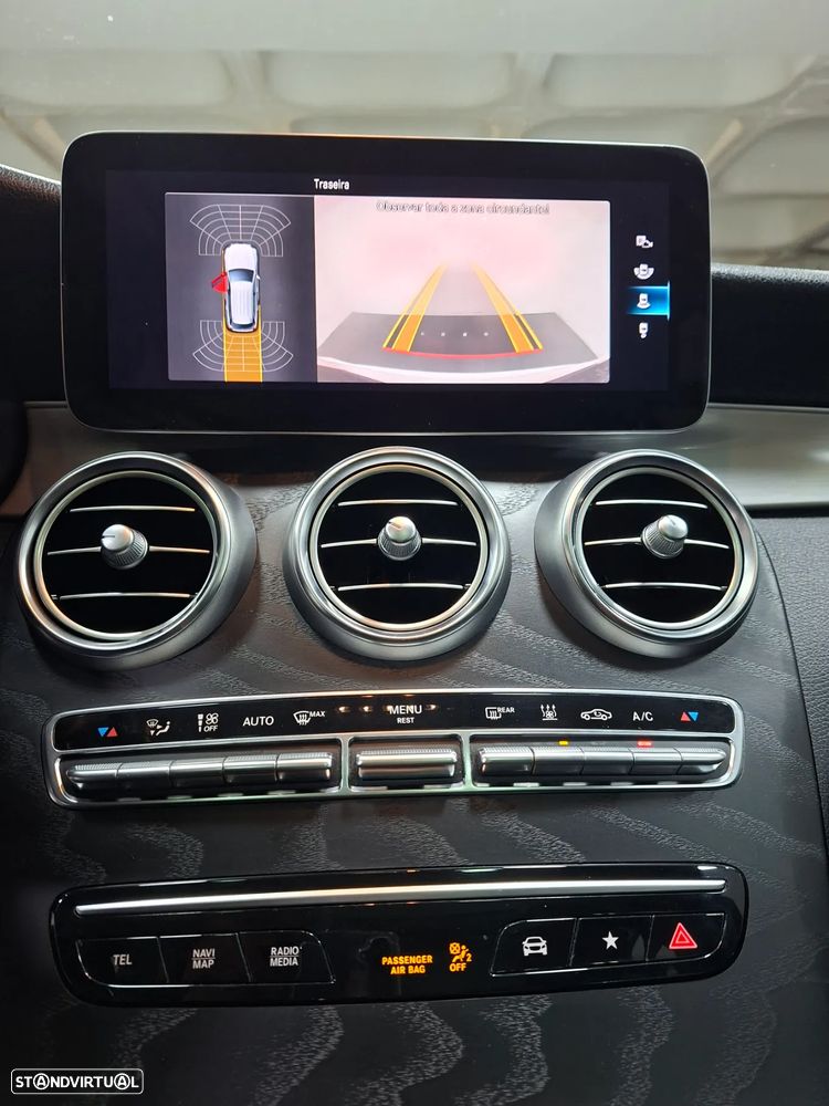 Mercedes-Benz GLC 300 de 4Matic 9G-TRONIC AMG Line - 14