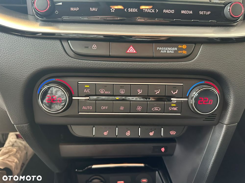 Kia XCeed 1.6 T-GDI Business Line DCT - 14